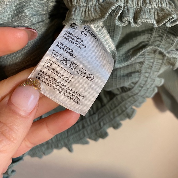 Divided by H&M off shoulder long sleeve crop top - Picture 7 of 8